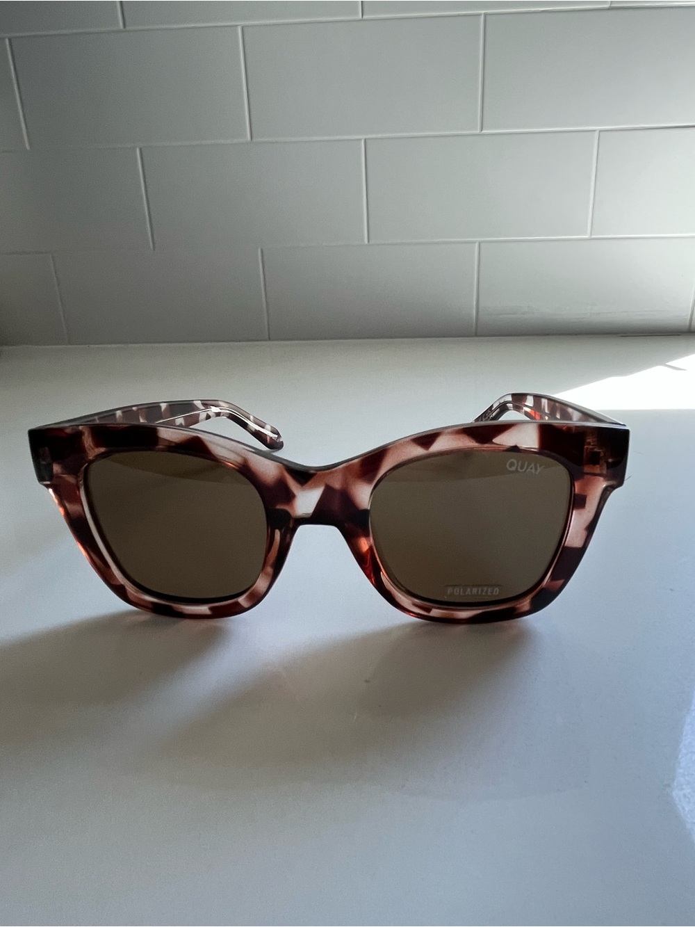 NWT! QUAY After Hours Mini Cateye Sunglasses Tort Frame/ Brown Polarized Lens